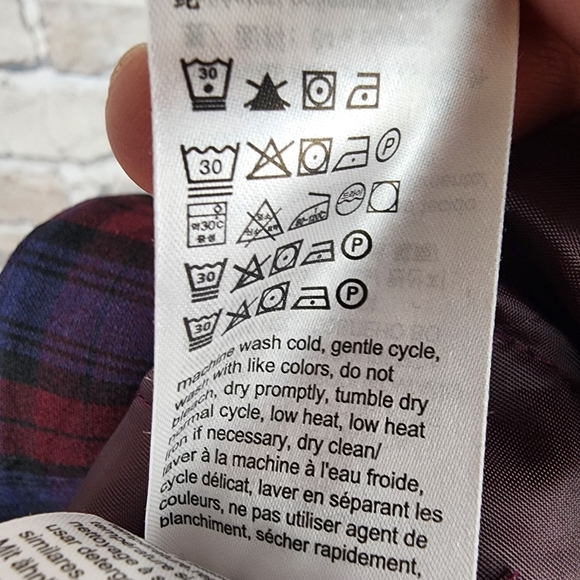 Calvin Klein Plaid Shorts Mid Rise Burgundy Navy Size 6 Clueless - Picture 13 of 16